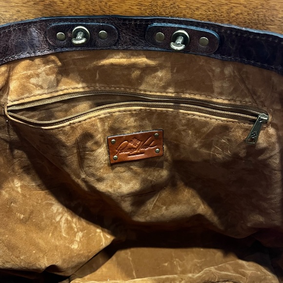 Patricia Nash NWT Distressed Vintage Leather Tote - Picture 6 of 10